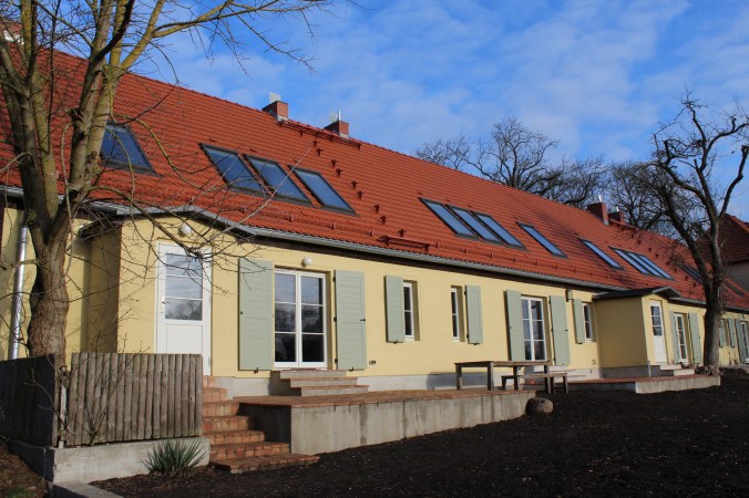 76E7D755-E211-468F-A14A-1C2563612E11